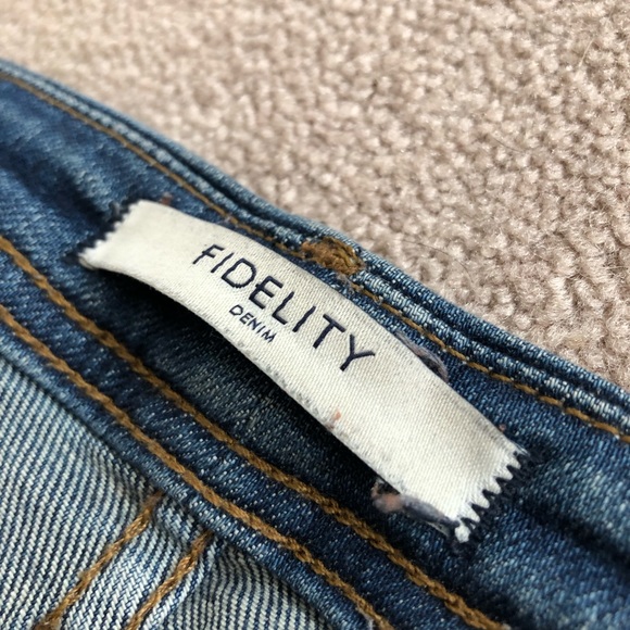 Fidelity Jeans, Belvedere Crop, Mid Rise, Size 30 - Picture 9 of 10